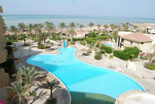 Furnished apartment with pool and beach!El Ahyaa